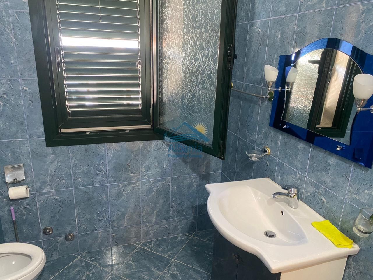 Квартира в аренду в Лунгомаре Влёра, Албания